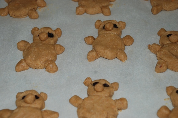 Peanut Butter Graham Bears, ready to bake